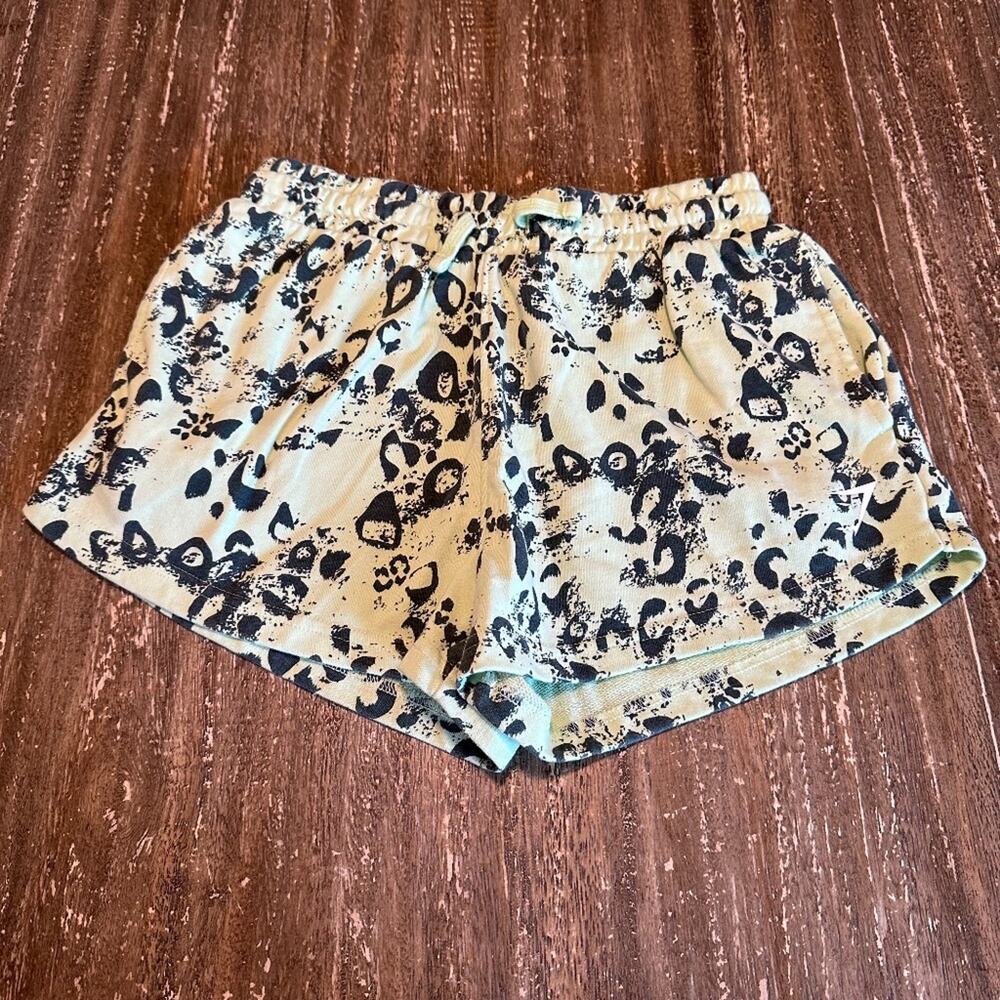 Women's Gymshark Animal Print Workout Shorts Lime Green, Small